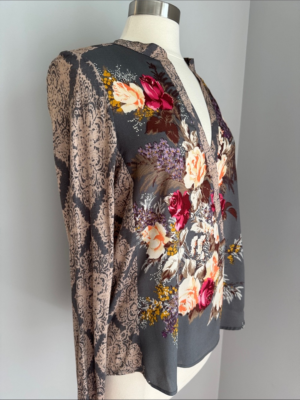 Anthropologie Tiny Jardim Faux Floral Wrap Top Blouse Medium - Picture 3 of 8